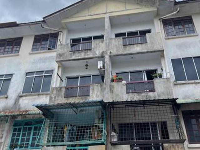 Suria Jaya Matang Apartment 3floor
