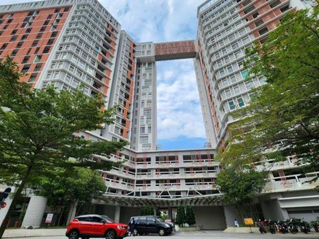 SURIA JELUTONG SERVICE RESIDENCE Shah Alam