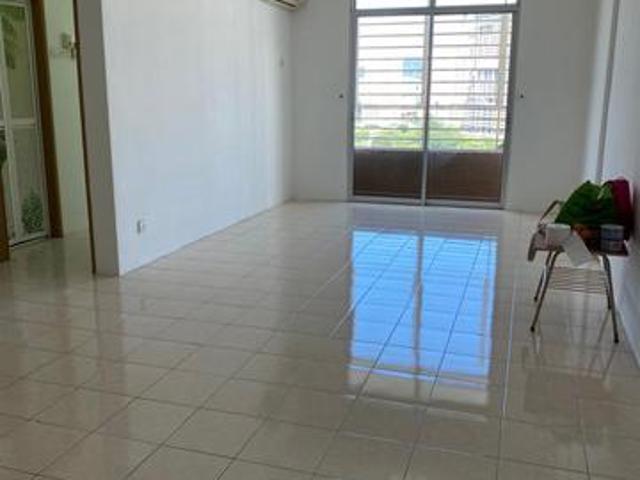 Suria Krystal Apartment 750sf at iAvenue in Penang Island