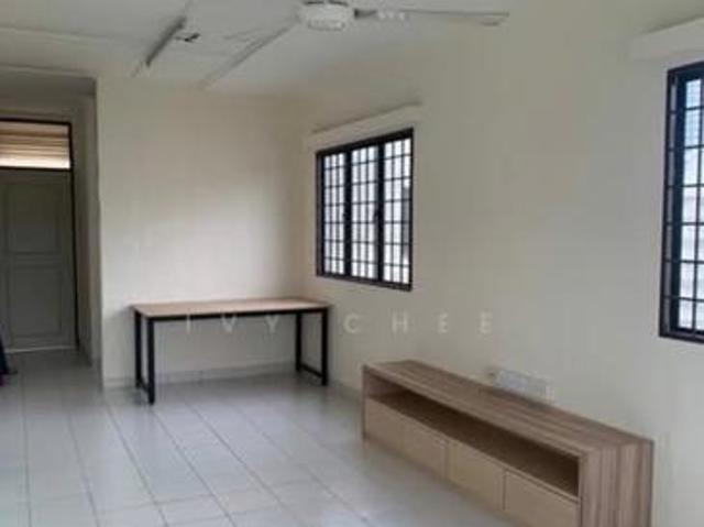 Suria Manga Metro Prima kepong for sale