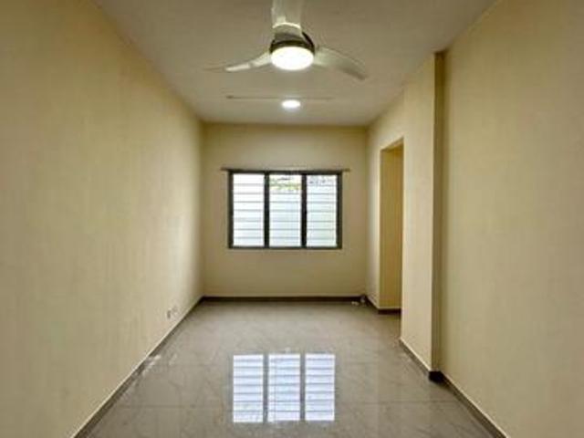 Suria Muafakat Bandar Baru Uda Johor Bahru 3Bed Good Unit