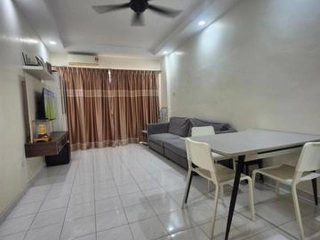Suria Mutiara Jelutong 850 sqft high Floor 1 Car Park