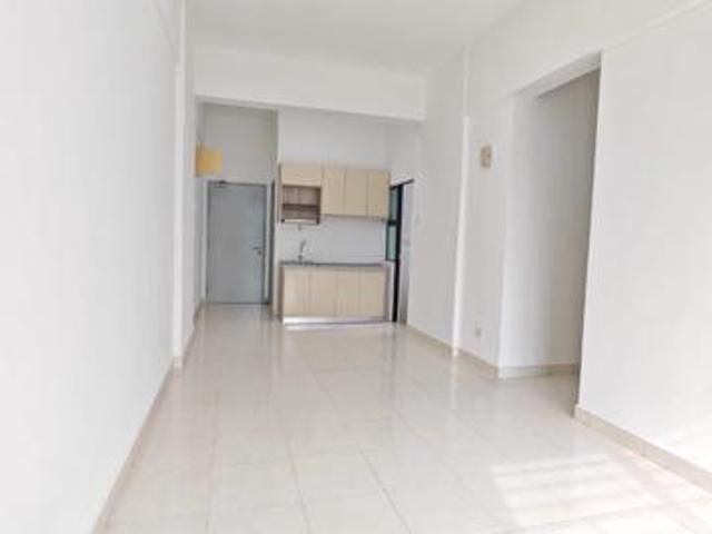 Suria Rafflesia Apartment Setia Alam FOR SELL Full Loan Available