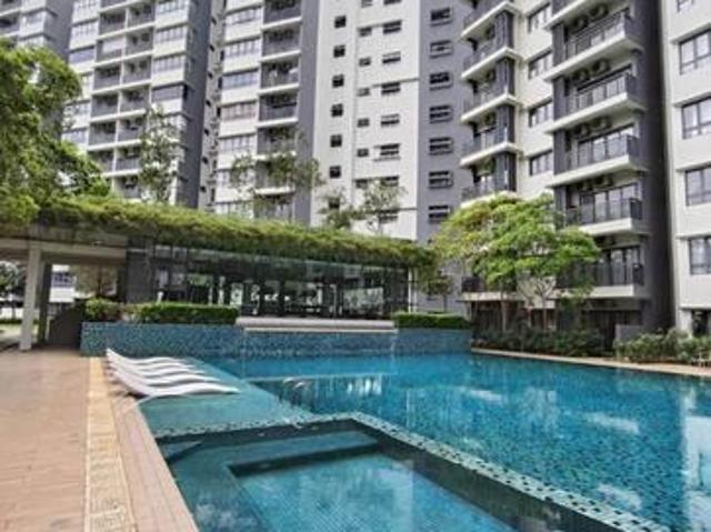 Suria Residence U8 Fully Furnished 4 Carpark