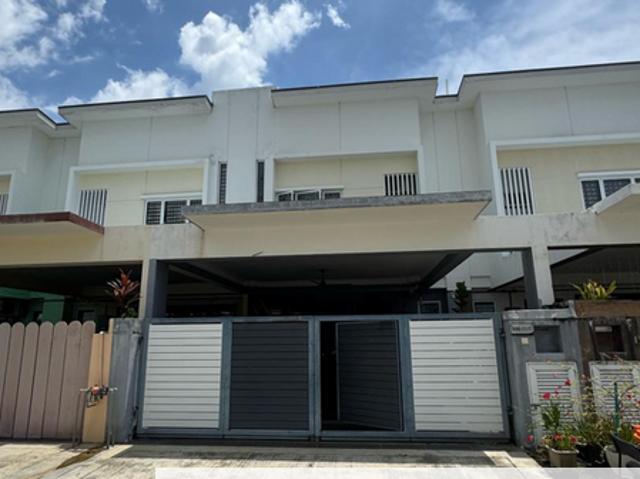 Suriaman 3 Sendayan fully furnished for rent