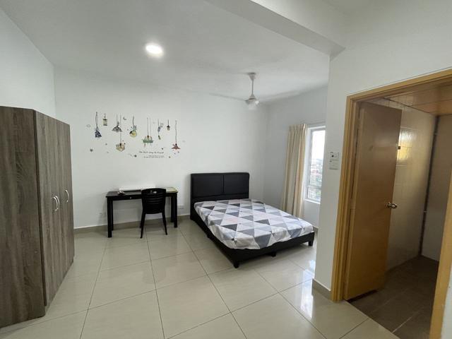 Suriamas Apartment Larkin 3 bedrooms Furnished gng