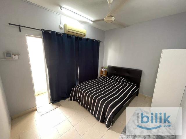 Suriamas Balcony Room_Chinese Housemate_Carpark
