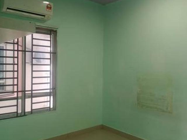 Suriamas Larkin Near Ciq Kebun Teh Jb Town Kastam Utm Kpj Full Loan