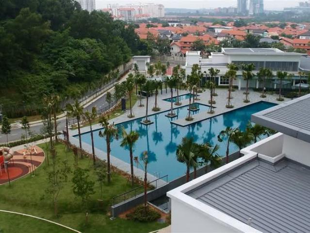 Surian Residences, Mutiara Damansara