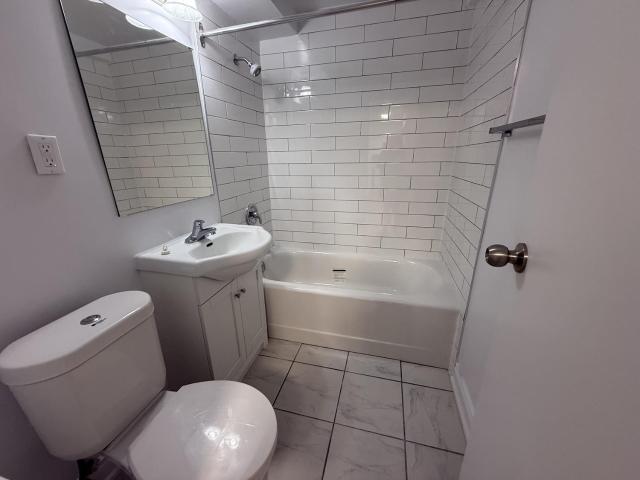 Surrey Place Apartments 105B [object Promise] for Rent