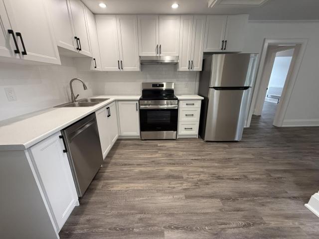 Surrey Place Apartments H1 Apartment for Rent
