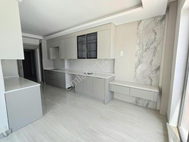 Susuz'da Sıfır Hemen Tapu Teslime Hazır Lux 4+1+1 Daire/marka