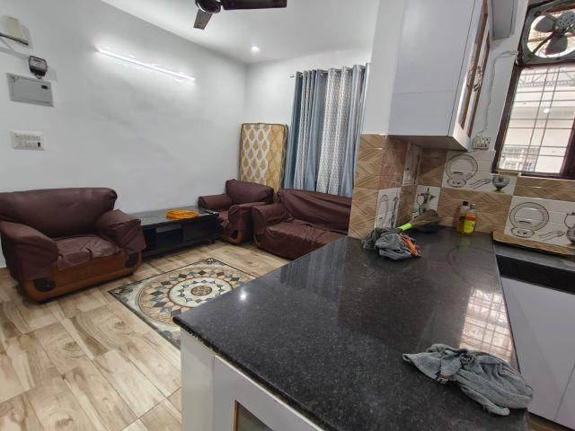 Sushant Lok I, Sector 43 1 Bedroom 60 Sq. Yd. Builder Floor in Sushant Lok I Gurgaon Listing ID: #10396