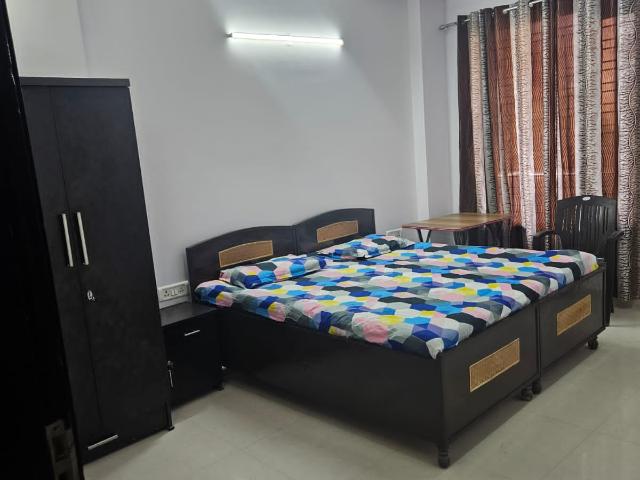 Sushant Lok I, Sector 43 2 Bedroom 215 Sq. Yd. Builder Floor in Sushant Lok I Gurgaon Listing ID: #10408