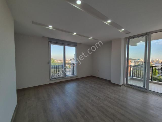 Sütçüler'de Kepez Dev Hast 800m Ebeveyn Bny Havuzlu 2+1 Daire