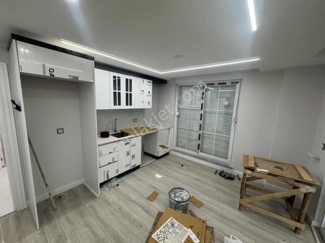 Sütcüler Caddesi 1+1 Daire Sıfır Yüksek Giriş 50 M2 A Mutfak