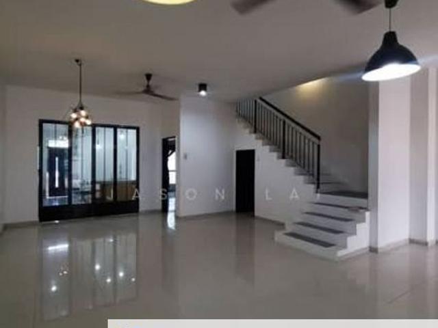 Sutera Damansara Double Storey house for sale