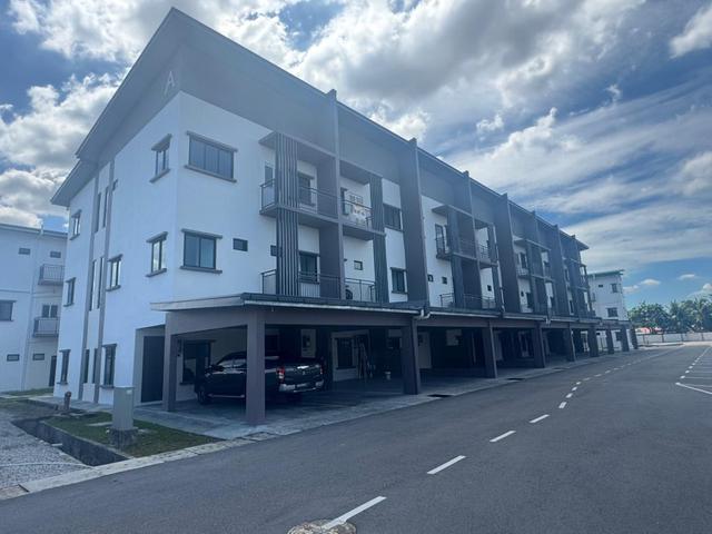 Sutong D Everglades Townhouse For Sale