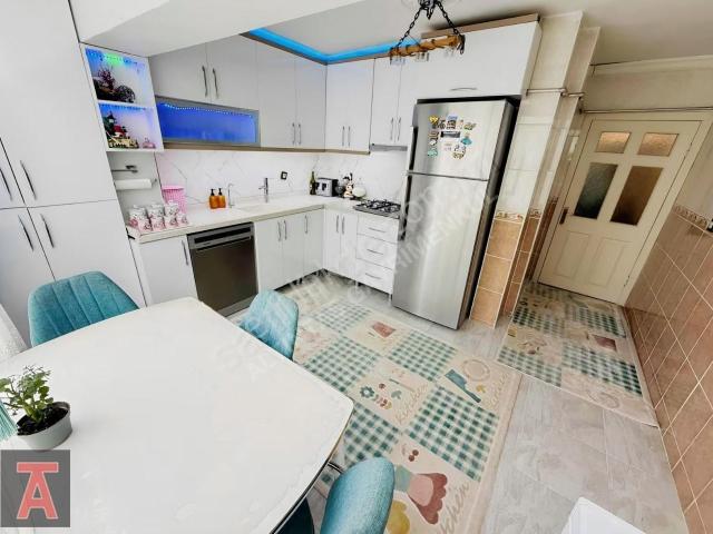 Süvari Mah'de Ara Kat Masrafsız Cadde Yakını 3+1 Daire