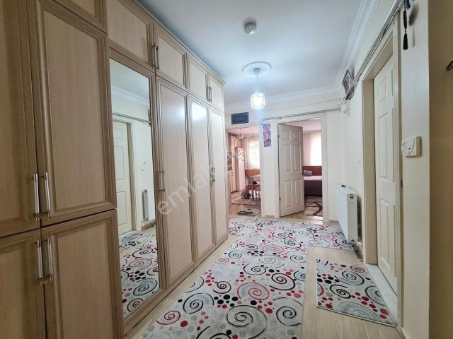 Süvari Mh.cadde okul park Dibi Çift Banyolu 3+1 Full Eşyalı Dair