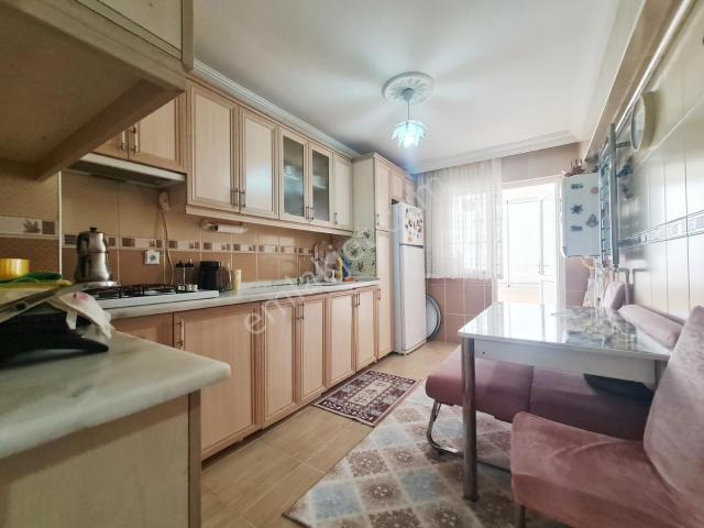 Süvari Mh.cadde okul park Dibi Çift Banyolu 3+1 Full Eşyalı Dair