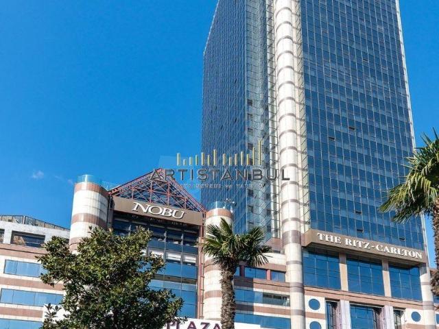Süzer Plaza'da 288 m2 Kiralık Plaza Katı