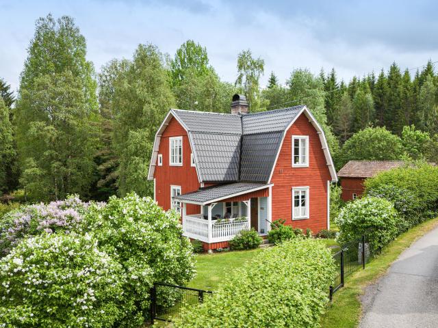 Åsvägen 11