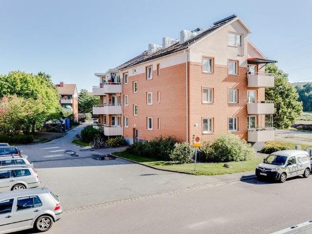 Svärdsliljegatan 1 E, Västerås