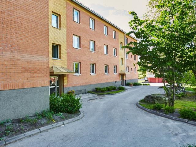 Svarvargatan 8 A
