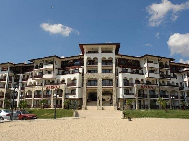 Umeblowany apartament 57 m² przy plaży w Arena 1