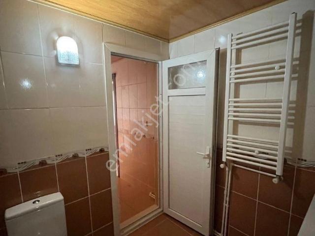Symırna Meydanında 1+1 Bayanlara Kiralık Daire