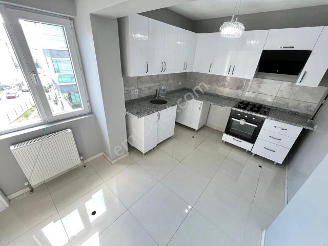 Sym'den Selçuklu Mj Kat K.asansörlü Ful Yapılı 3+1daire