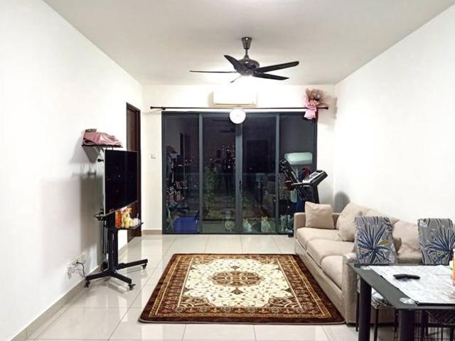 Symphony Tower 3 Bedrooms facing KL Swimming Pool
