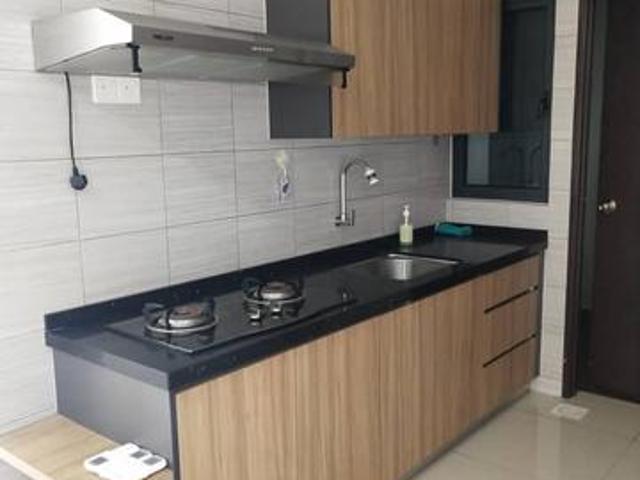 Symphony tower unit for rent balakong upm
