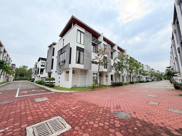 Symphony Hill Cyberjaya for sale