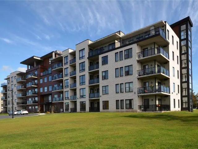 Symphony Suites Apartments