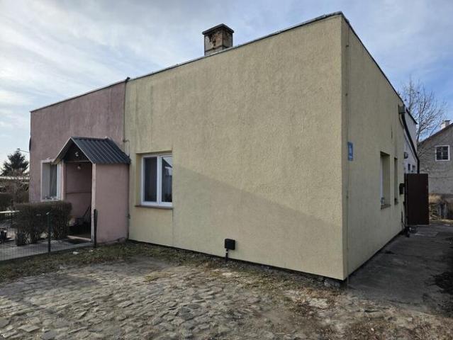 Syndyk sprzeda udział 7/18 w mieszkaniu, Gronowo Górne