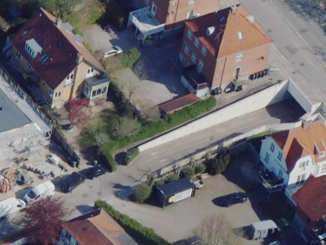 Synligt og fleksibelt kontorlejemål med kælder på Kongevejen