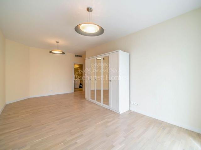 Sycamore Tree View Impeccable Three Bedrooms Dorobanti