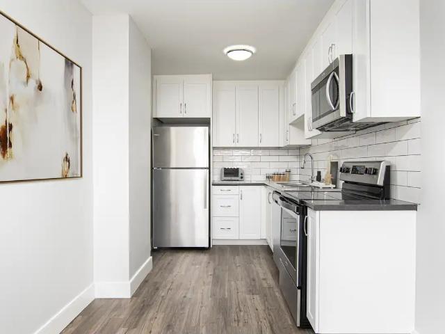 Sycamore Apartments