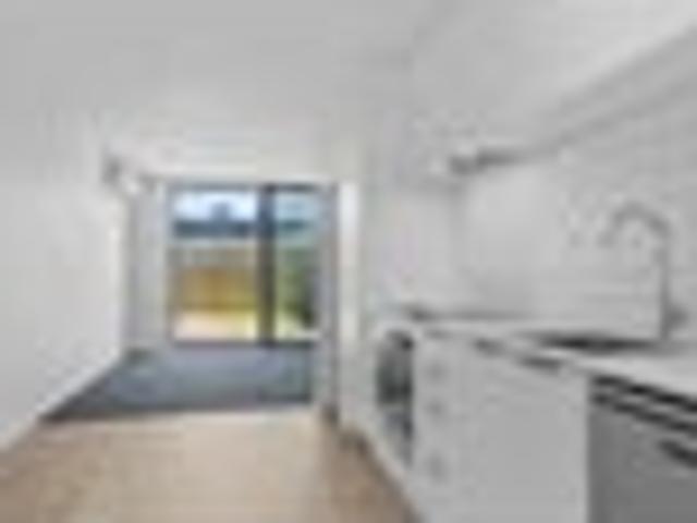 Sydenham, 2 bedrooms, $490 pw