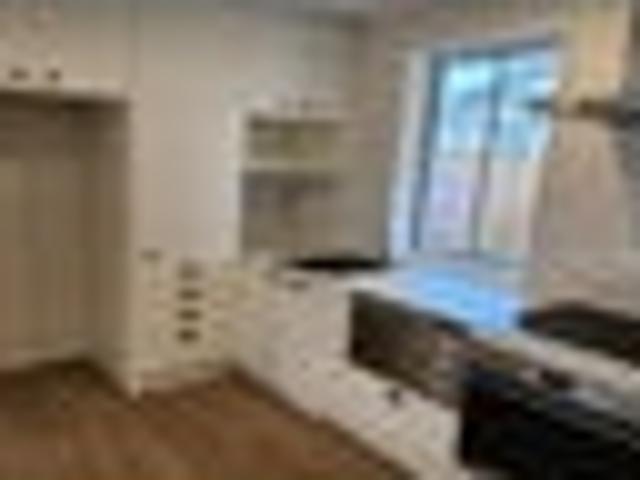 Sydenham, 2 bedrooms, $585 pw