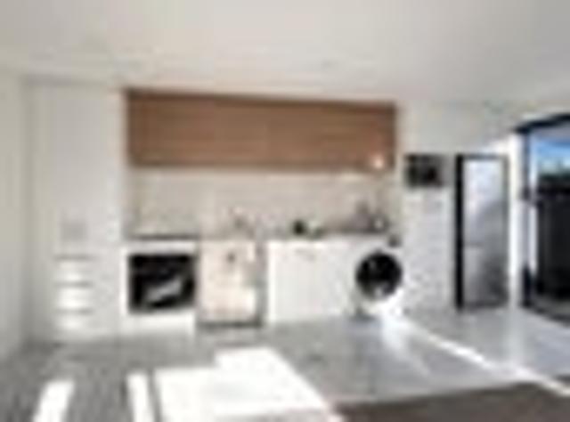 Sydenham, 2 bedrooms, $520 pw