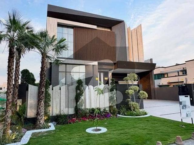 SYED BROTHERS PROUDLY OFFERS: 1 Kanal Elegant And Full Furnished Ultra Modern Bungalow With Basement Near To Dolmen Mall and Main Boulevard Is Available In The Best Block Of DHA Lahore