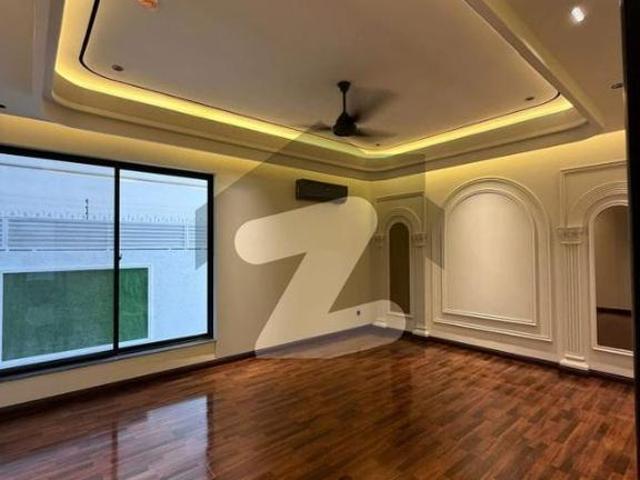 SYED BROTHERS PROUDLY OFFERS: 1 Kanal Elegant And Fully Maintained Neo Classic Bungalow with Swimming Pool Is Available In The Best Block Of DHA Lahore. DHA Phase 6