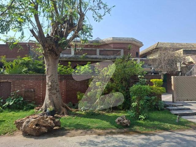 Syed Brothers Proudly Offers 1 Kanal Elegant And Fully Maintained Super Hot Located Bungalow Is Available In The Best Block Of DHA Phase 1 Lahore