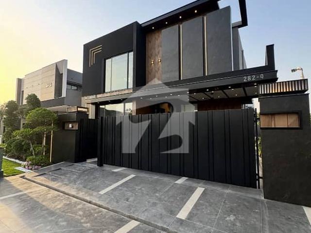 SYED BROTHERS PROUDLY OFFERS: 1 Kanal Elegant And Semi Furnished Modern Bungalow Is Available In The Best Block Of DHA Lahore
