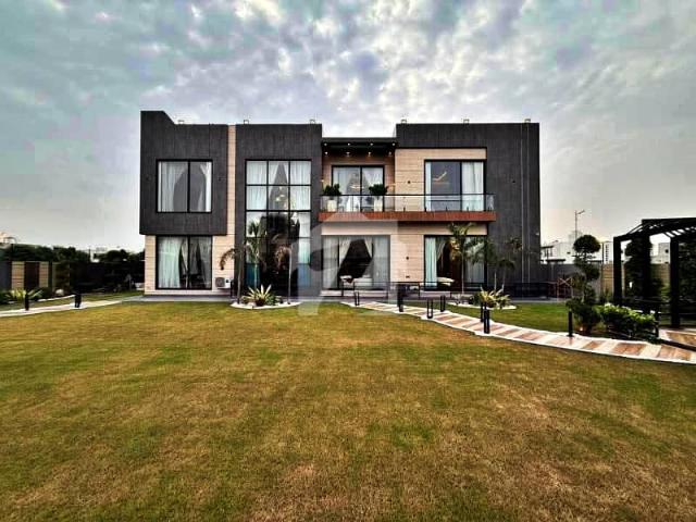 Syed brothers proudly offers: 2 kanal 1 k. Lawn and 1 K. Bungalow Elegant And Fully Furnished Modern House with Basement, Swimming Pool, Theater Is Available In The Best Block Of DHA Lahore