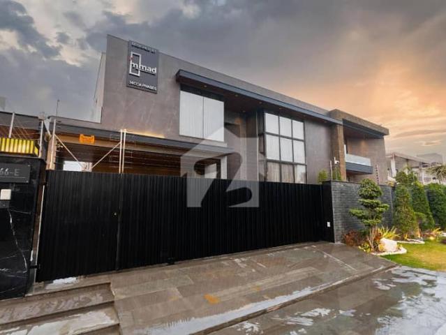 SYED BROTHERS PROUDLY OFFERS: 2 Kanal Elegant And Fully Furnished Bungalow with Basement, Swimming Pool Is Available In The Best Block Of DHA Lahore