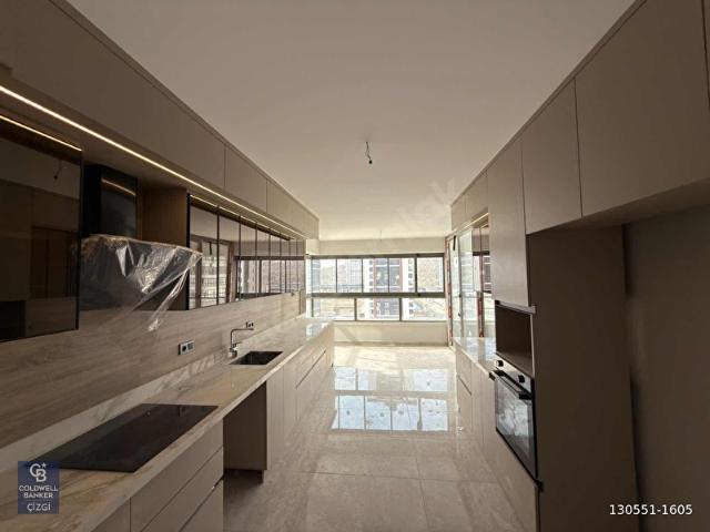 SYS SAFİR OVACIK SİTESİ SATILIK 4+1